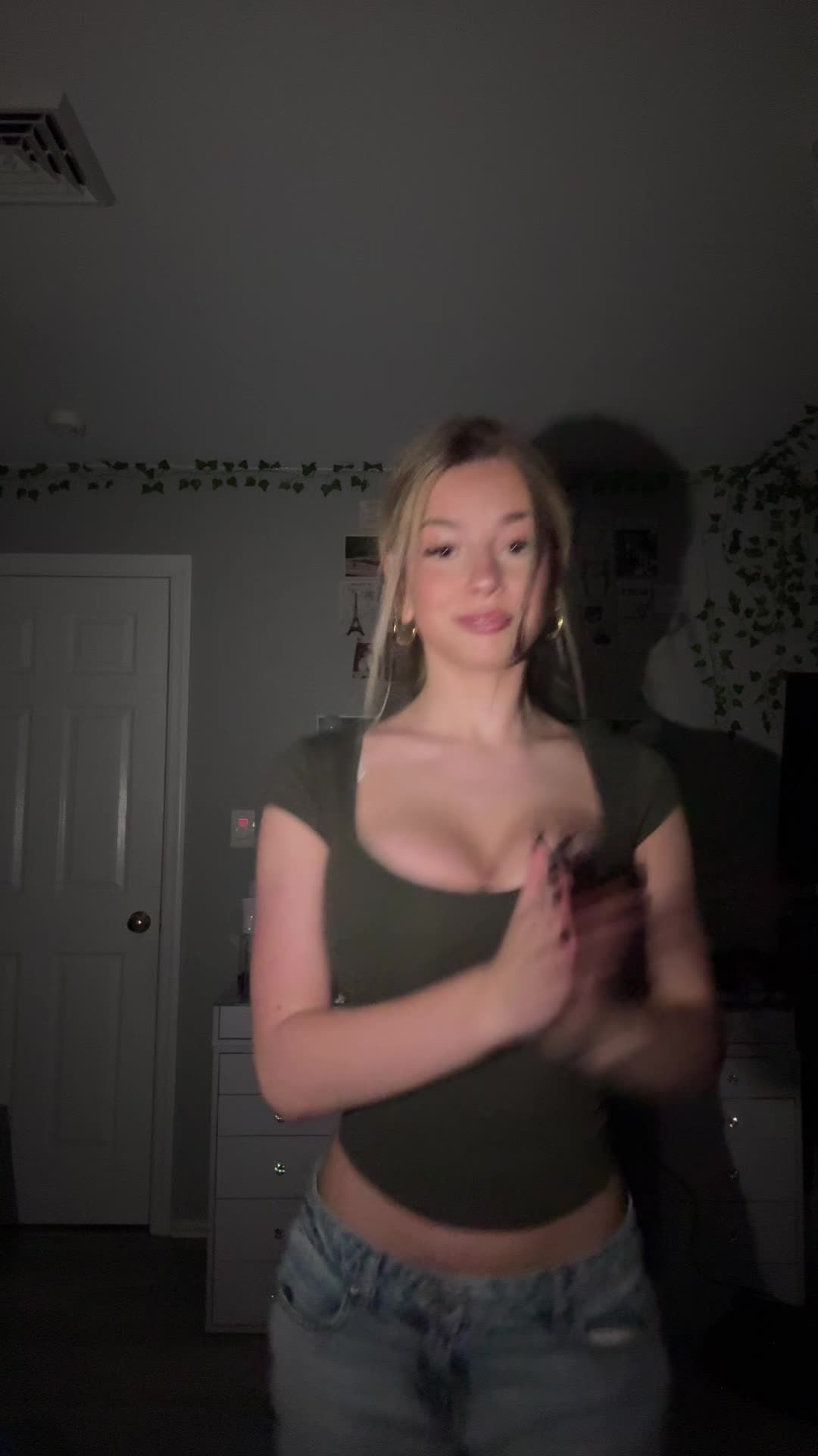 Kirapregiato Video #6ZSqRS