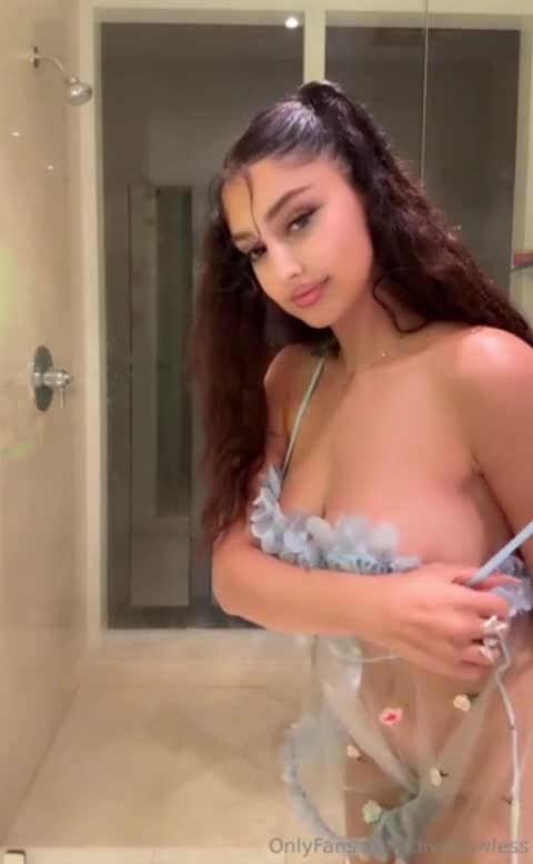 Divaflawless Video #8bN53a