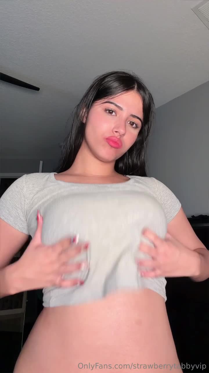 Strawberrytabbyy Video #68KK9f