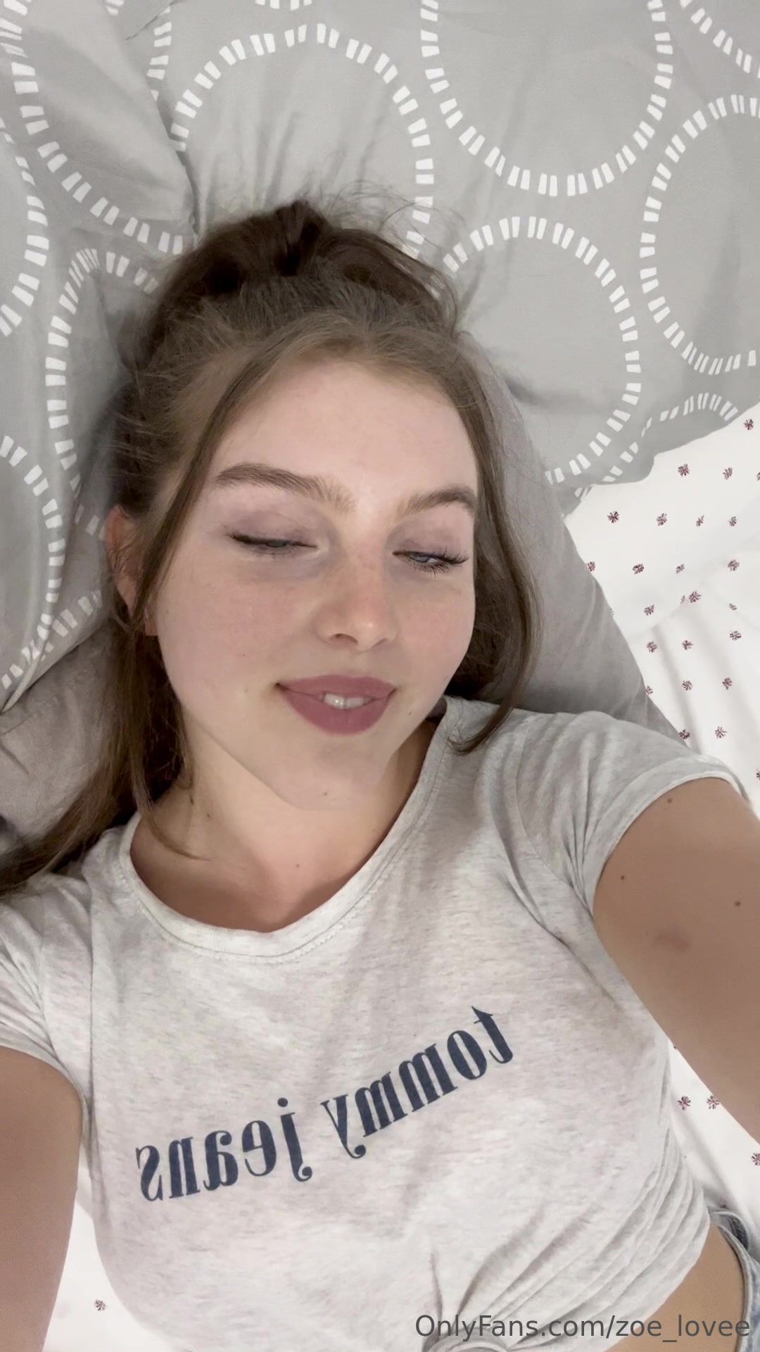 Zoealoneathom Video #9bLCZ