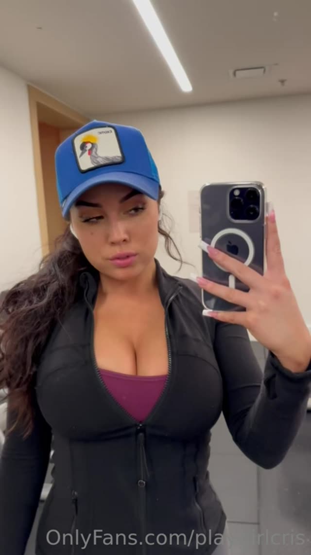 Cristiana.love Video #6Y4Ci5