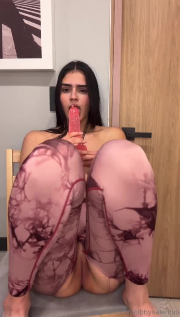 Libbyvalentini Video #8G89Bj