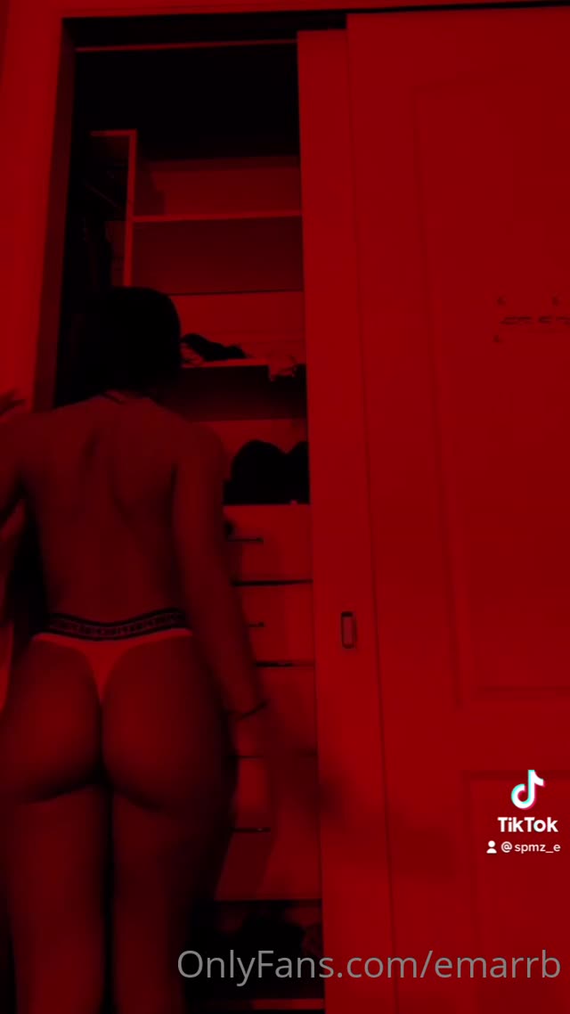 Emarbb Video #8YMJrp