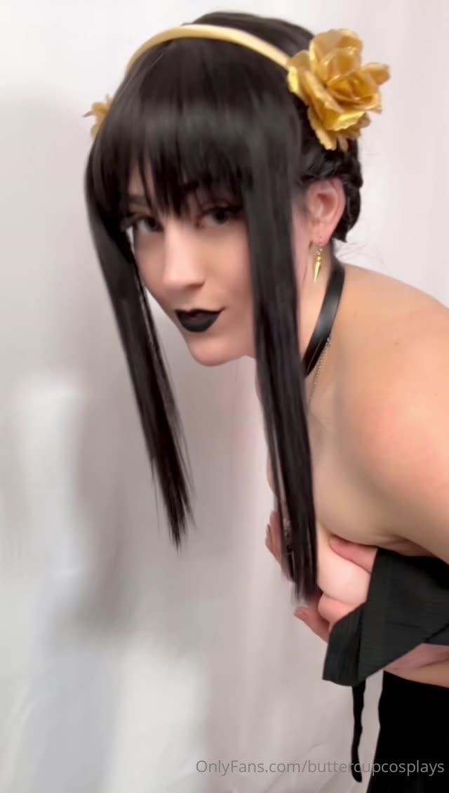 Buttercupcosplays Video #6rNFuQ