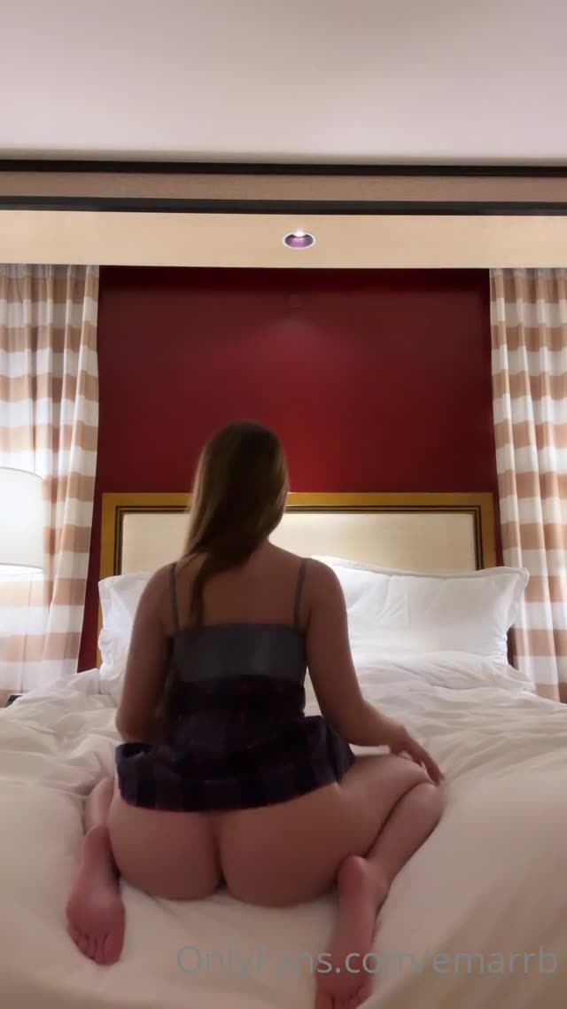 Emarbb Video #7qR46z