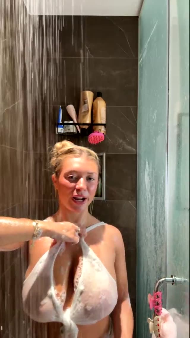 Xxsara Video #8b3pJr