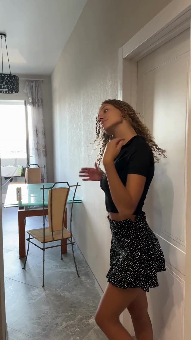 Zoeycurly Video #4HPTXE