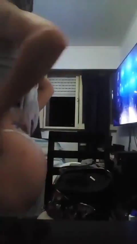 iamrolii Video #87GNFJ