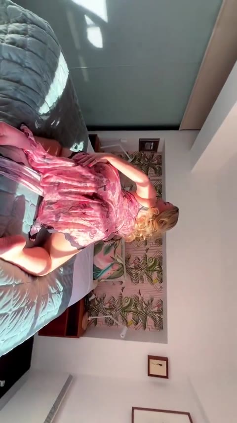 Totallyavalon Video #47HzVx