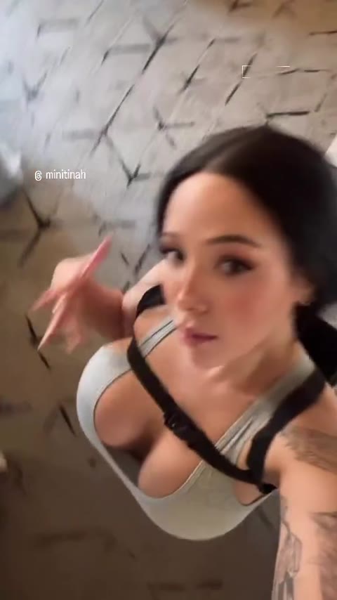 Tinahxplorez Video #7wYgLG