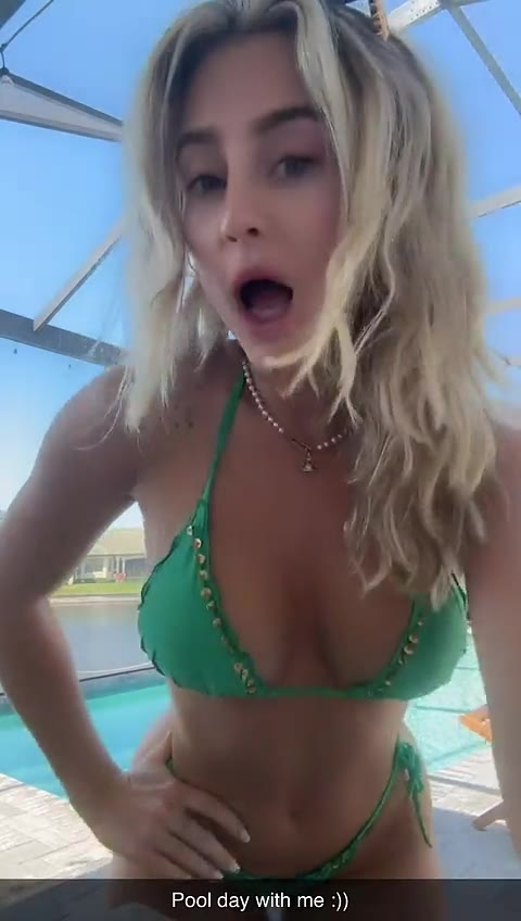 Abbyy.irl Video #3pdVtf