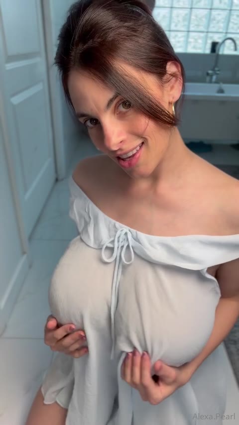 Alexapearl Video #3aBNe7