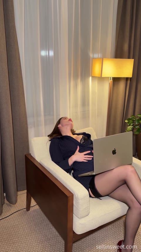 Selti Video #7A7j4h