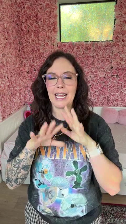 Megturney Video #3FLRLj