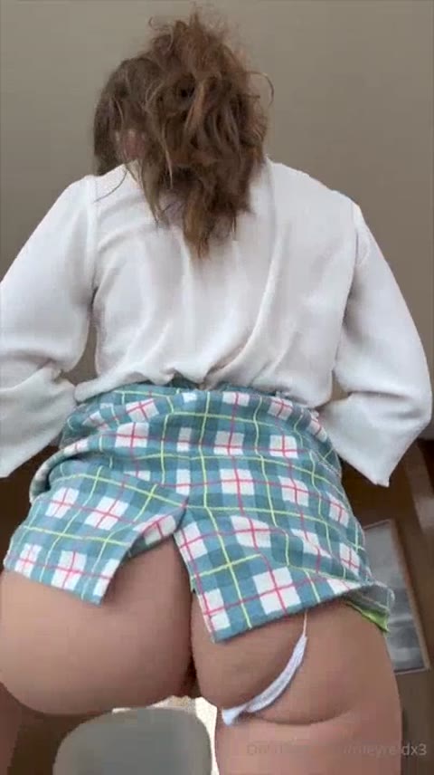 Letrileylive Video #3j44jX