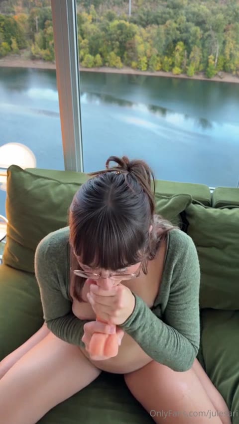 Jules_arii Video #49ZB5p