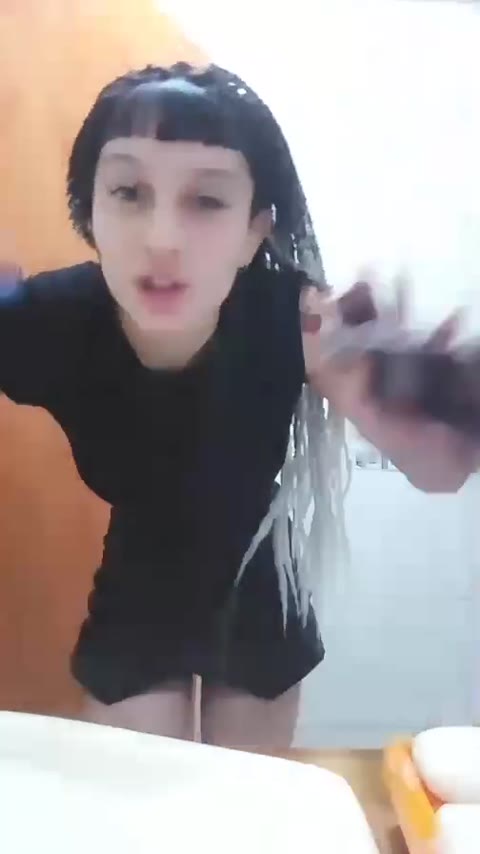 iamrolii Video #5qLLbv