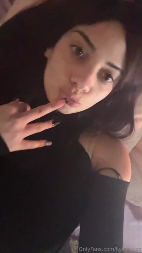 Kyliecruuzz Video #8SJMFm