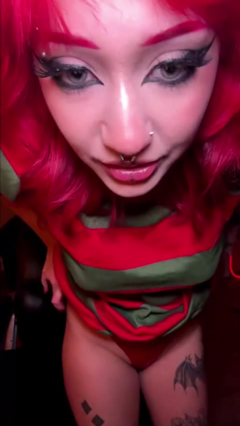 Charleygrayyy Video #4H4yXY